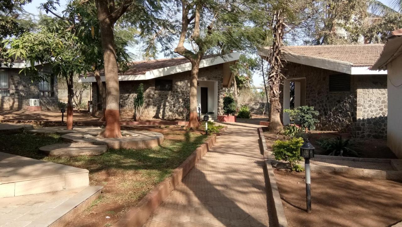Caves County Resort Malegaon Exterior photo