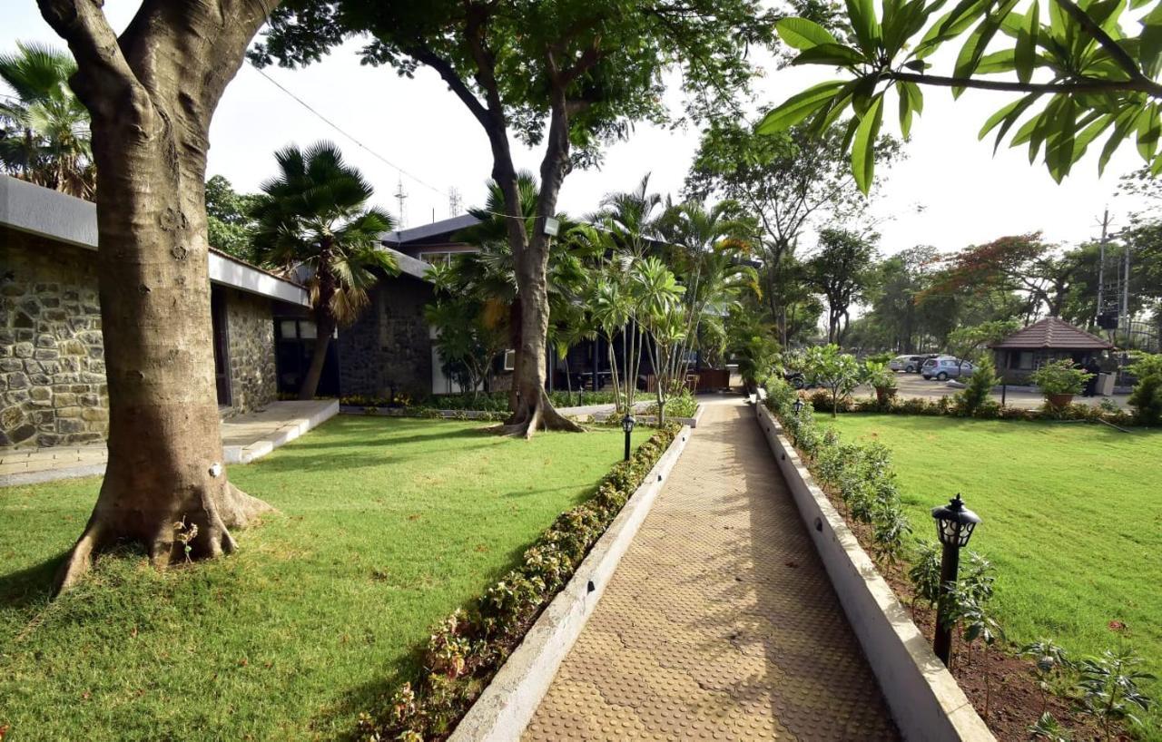 Caves County Resort Malegaon Exterior photo
