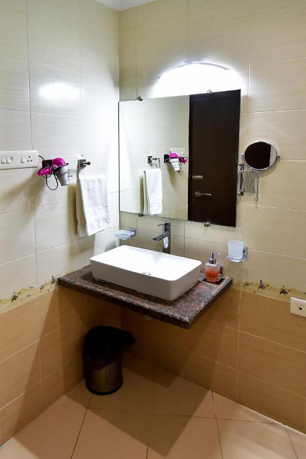 Caves County Resort Malegaon Exterior photo