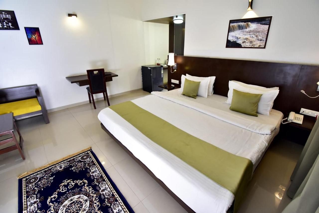 Caves County Resort Malegaon Exterior photo