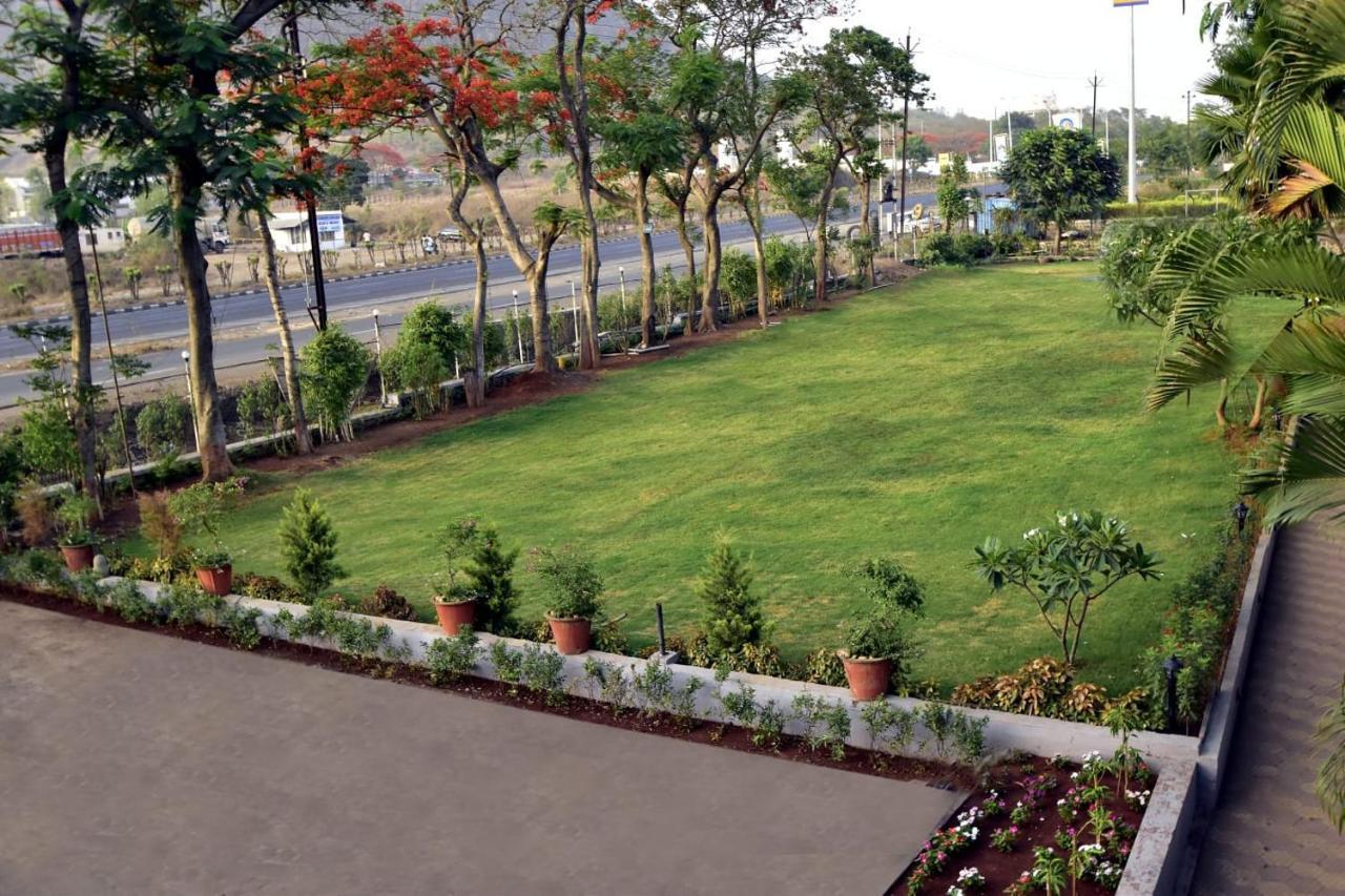 Caves County Resort Malegaon Exterior photo